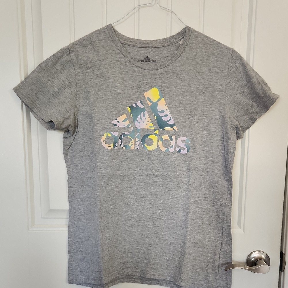 Adidas Amplifier Gray Tee Shirt L